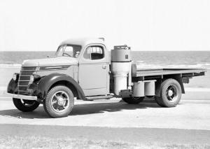 International-Harvester D-30 Flatbed